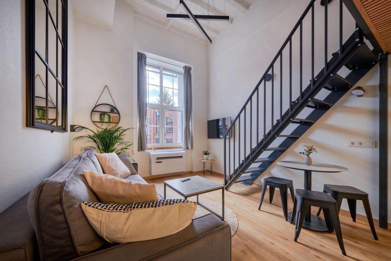 Queen Barbora Central Lofts Каунас Екстериор снимка