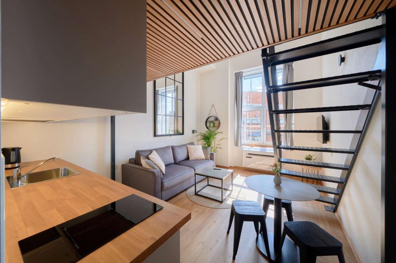 Queen Barbora Central Lofts Каунас Екстериор снимка